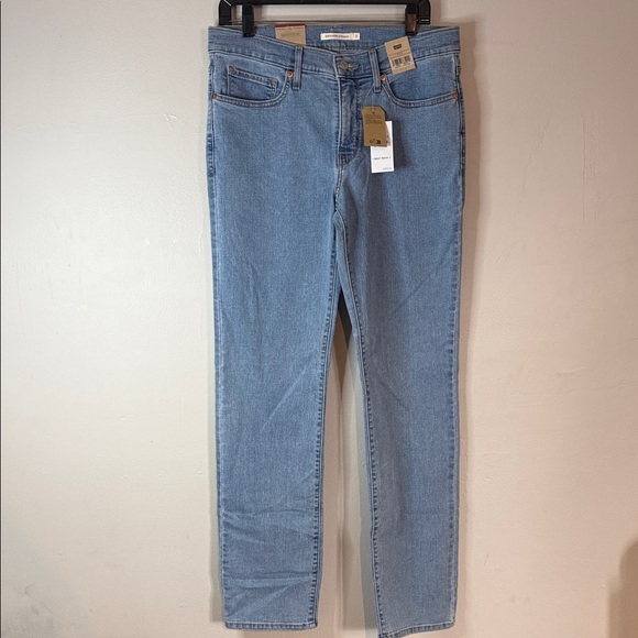 Levi's Pants - Levi’s 314 Shaping Straight Jeans – Size 31 x 32 – NWT